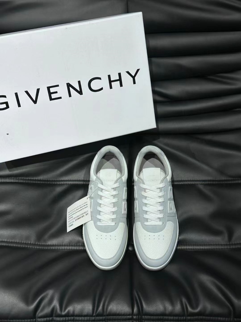 Givenchy Sneakers